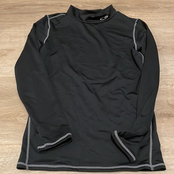 Champion L(12-14) Heatgear (?) Long sleeve undershirt - Picture 4 of 5